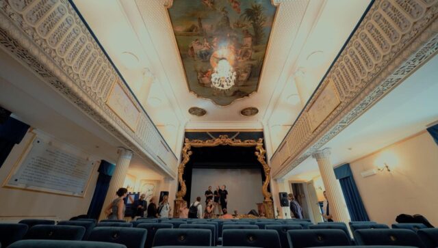 scuola teatro