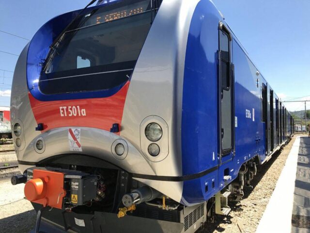 treno-nuovo-cumana