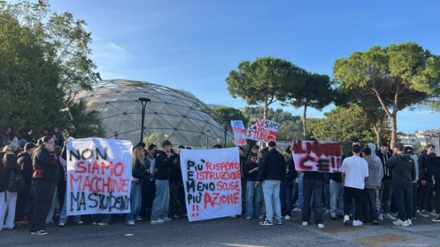 studenti protesta